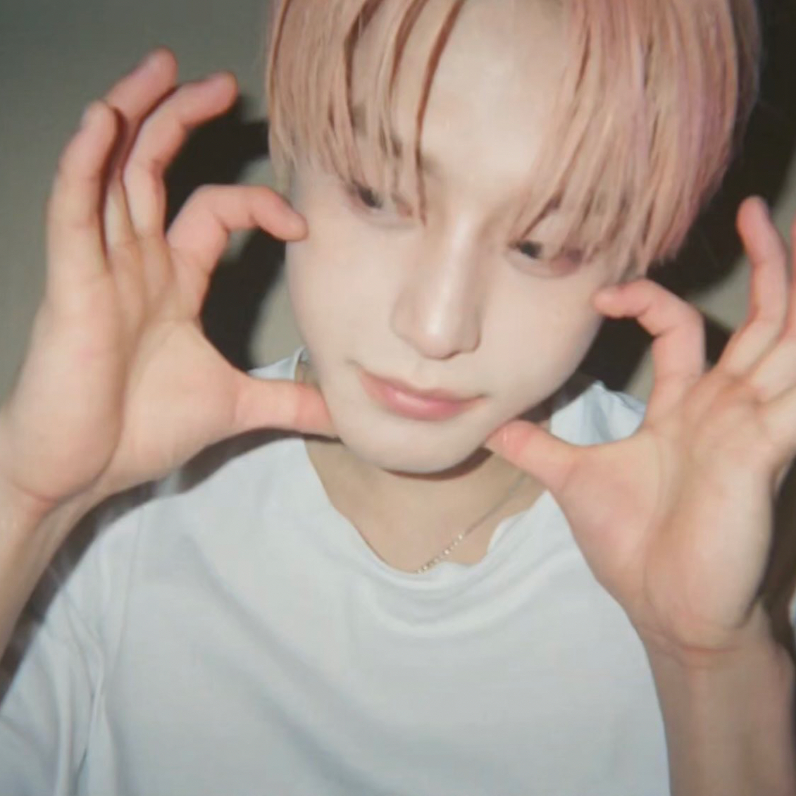 Latest photo of Kim Jiwoong (ZEROBASEONE)