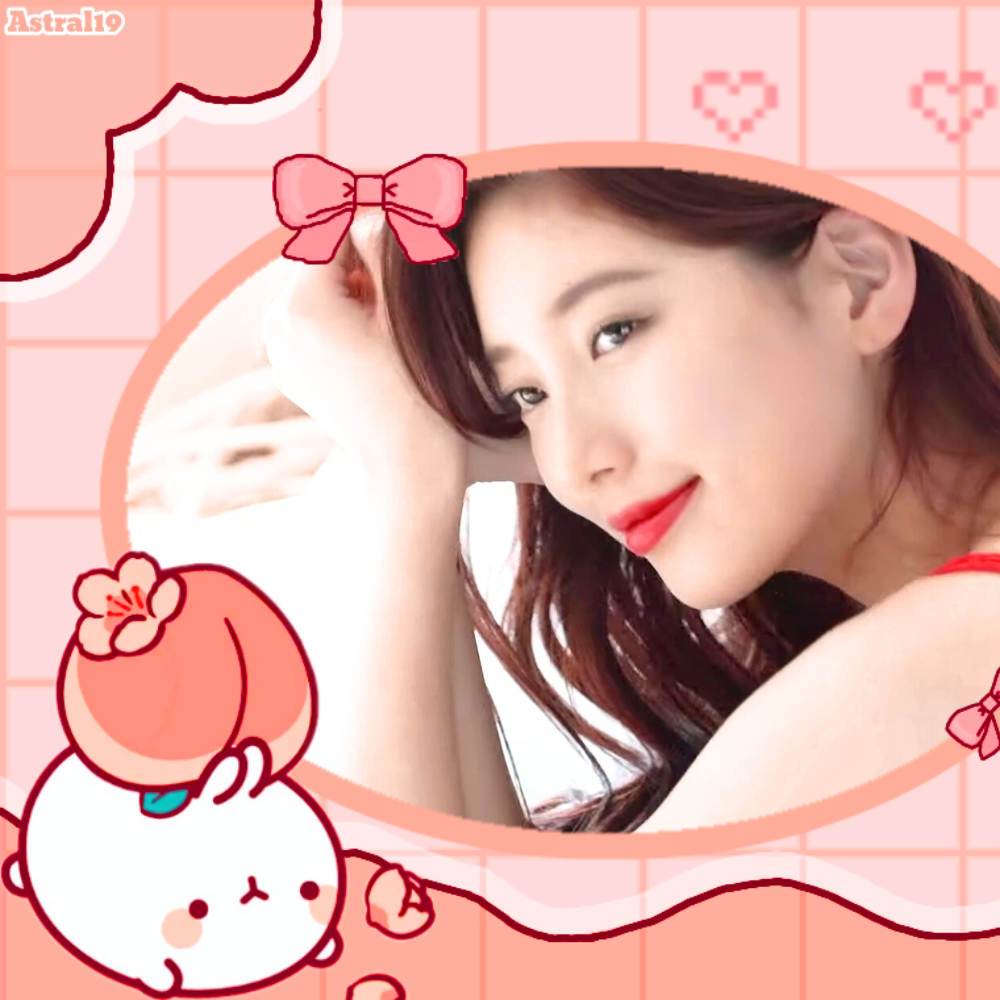 A moment captured by Suzy's fan
