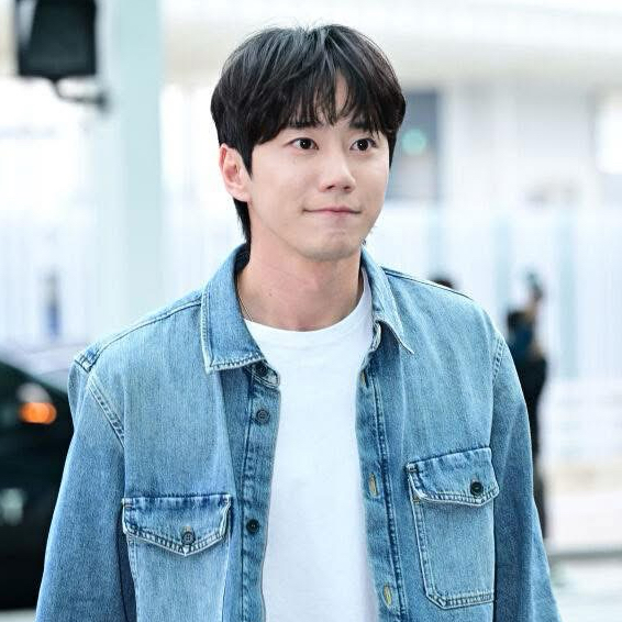 A moment captured by Lee Junyoung's fan