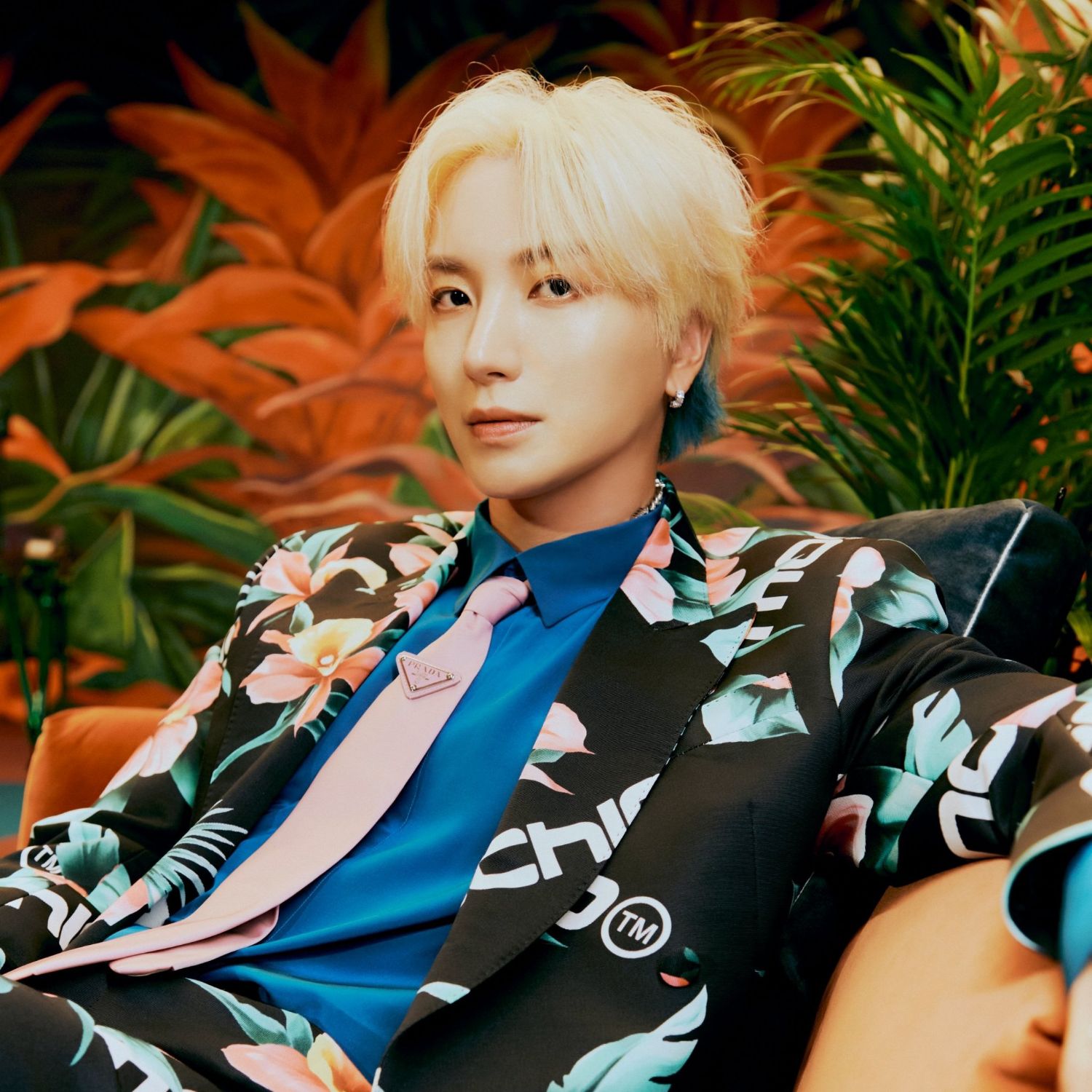 Recent activity shot of Leeteuk (Super Junior)
