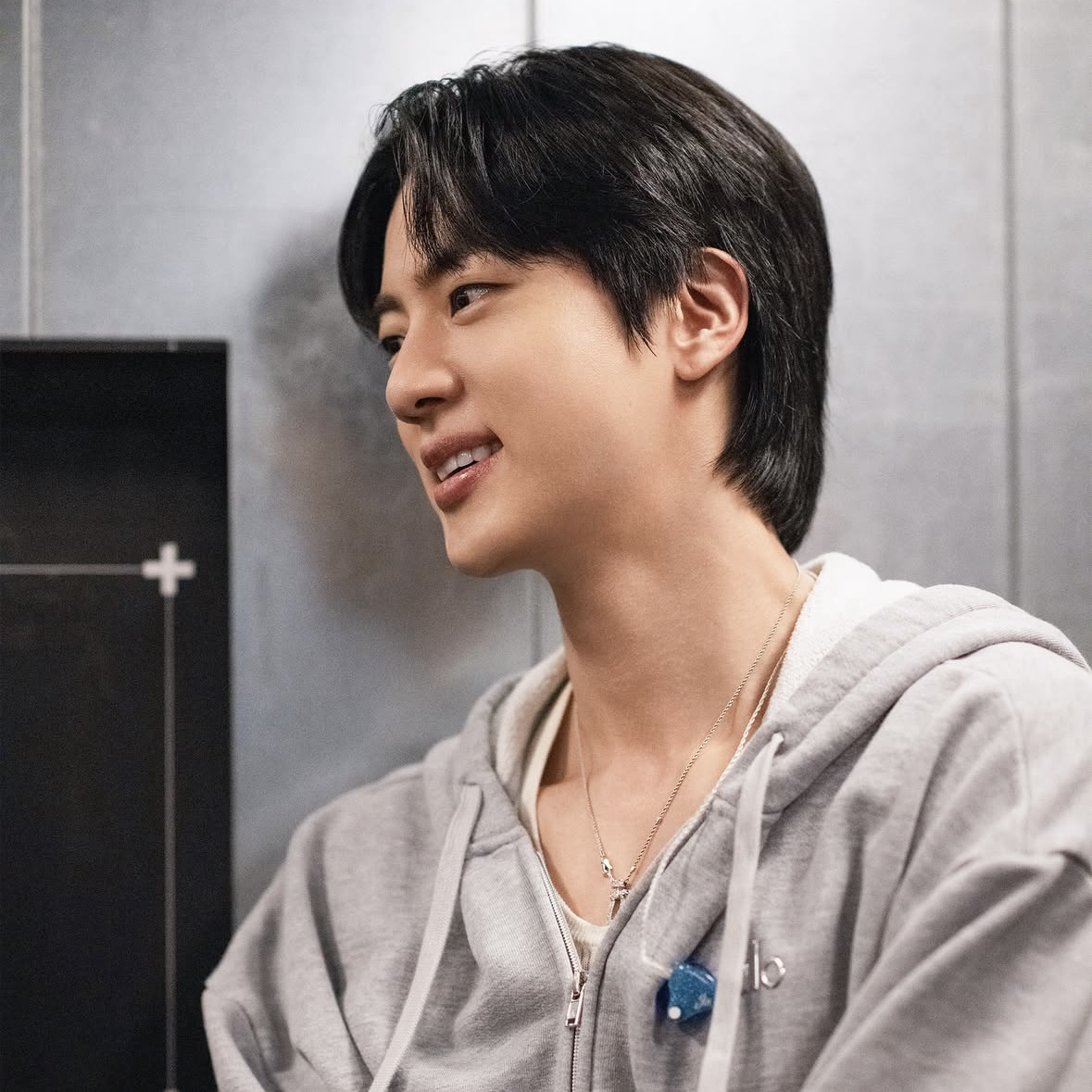 ジン (BTS)の最近の活動写真