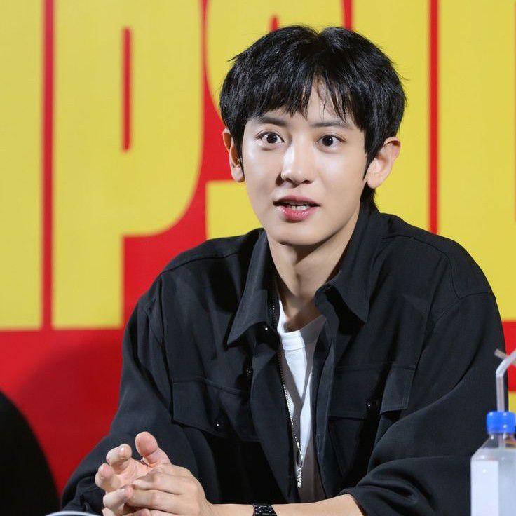 Foto aktivitas terbaru Chanyeol (EXO)