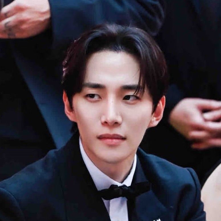 A moment captured by Junho (2PM)'s fan