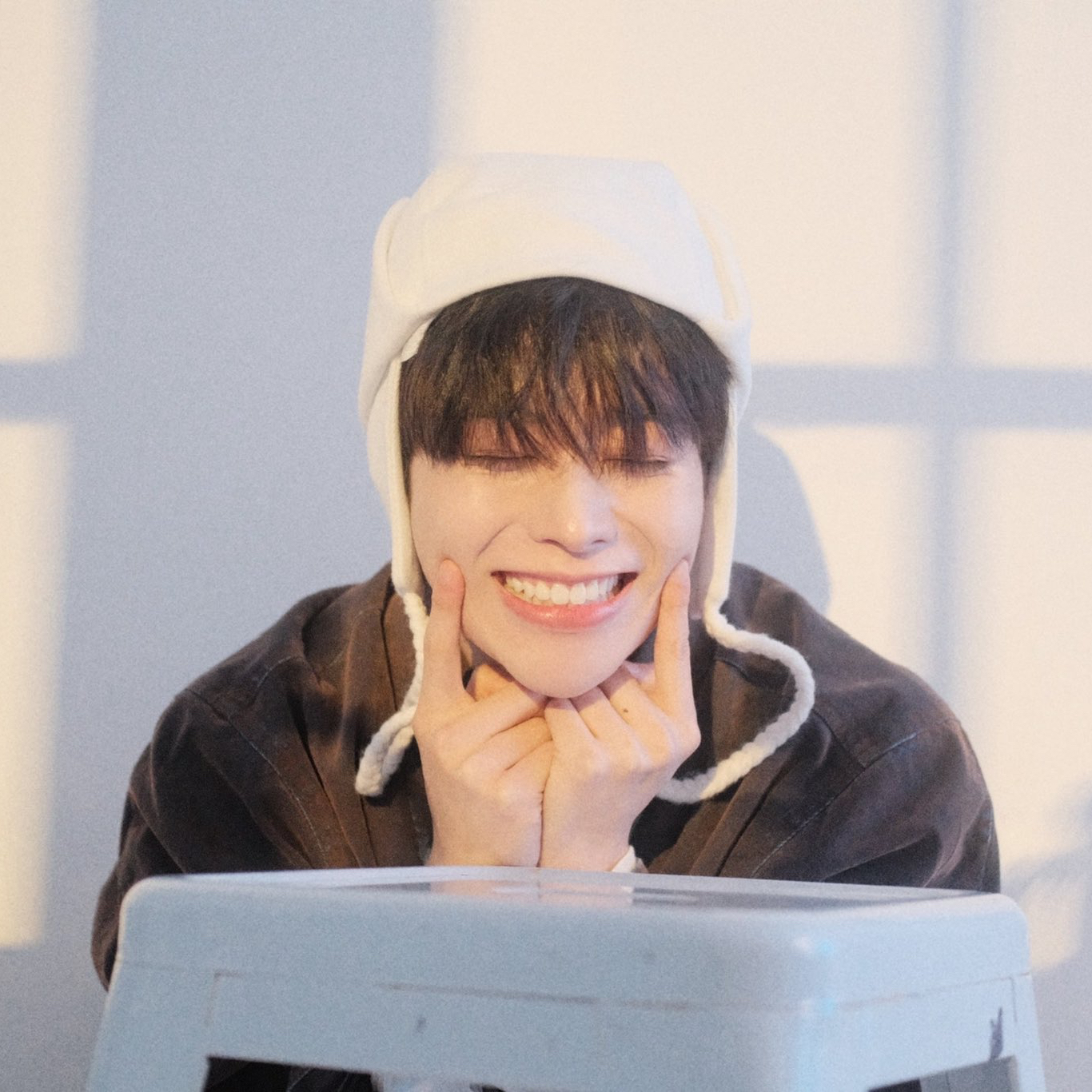 Behind-the-scenes cut of Hanbin (TEMPEST)