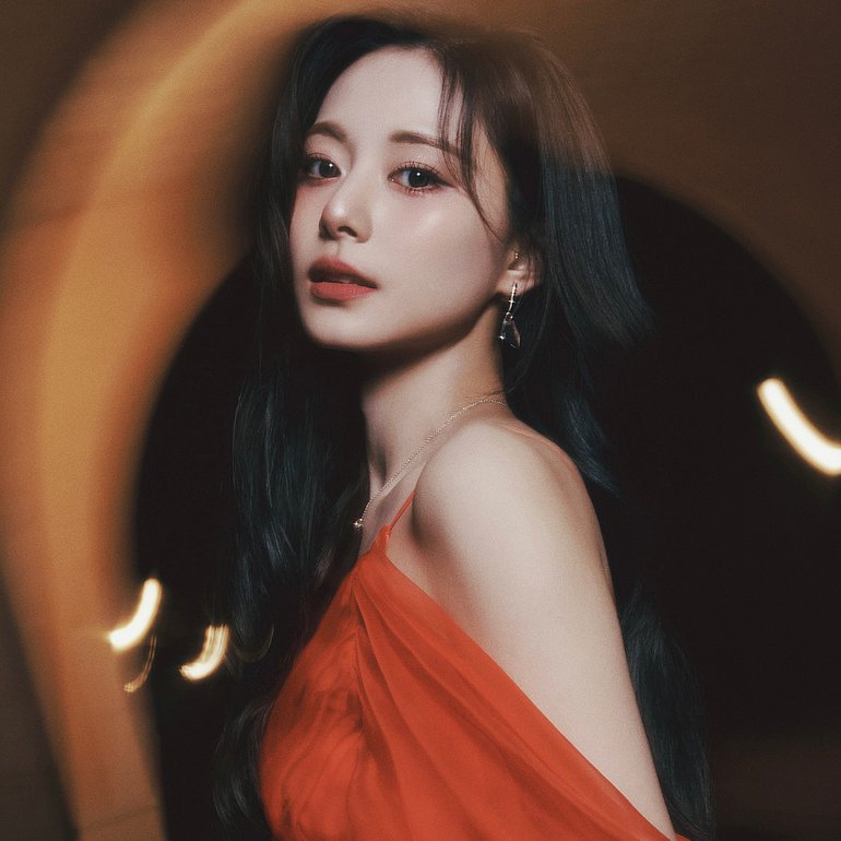 Recent activity shot of Tzuyu (TWICE)