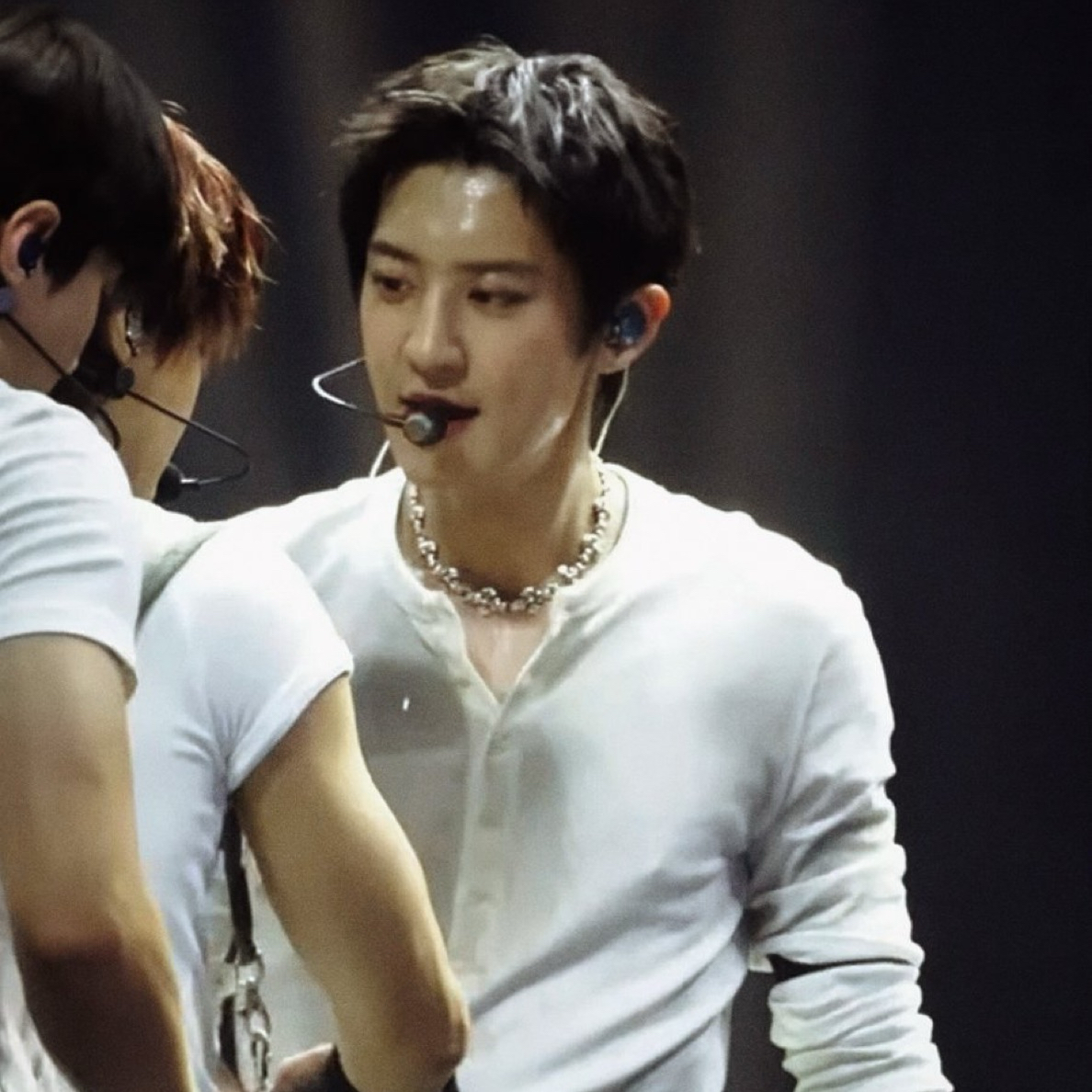 Recent activity shot of Chanyeol (EXO)