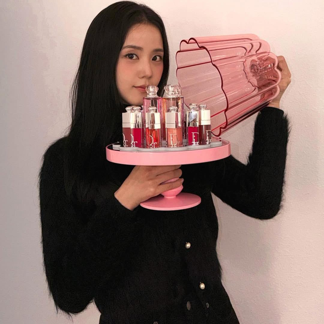 A moment captured by Jisoo (BLACKPINK)'s fan