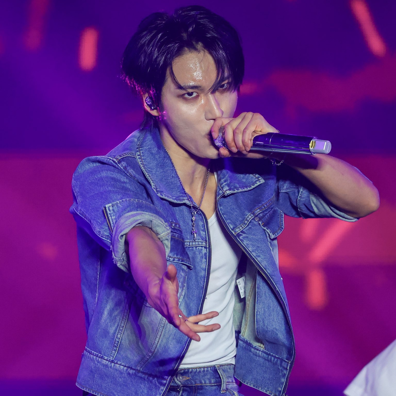 Recent activity shot of Seonghwa (ATEEZ)