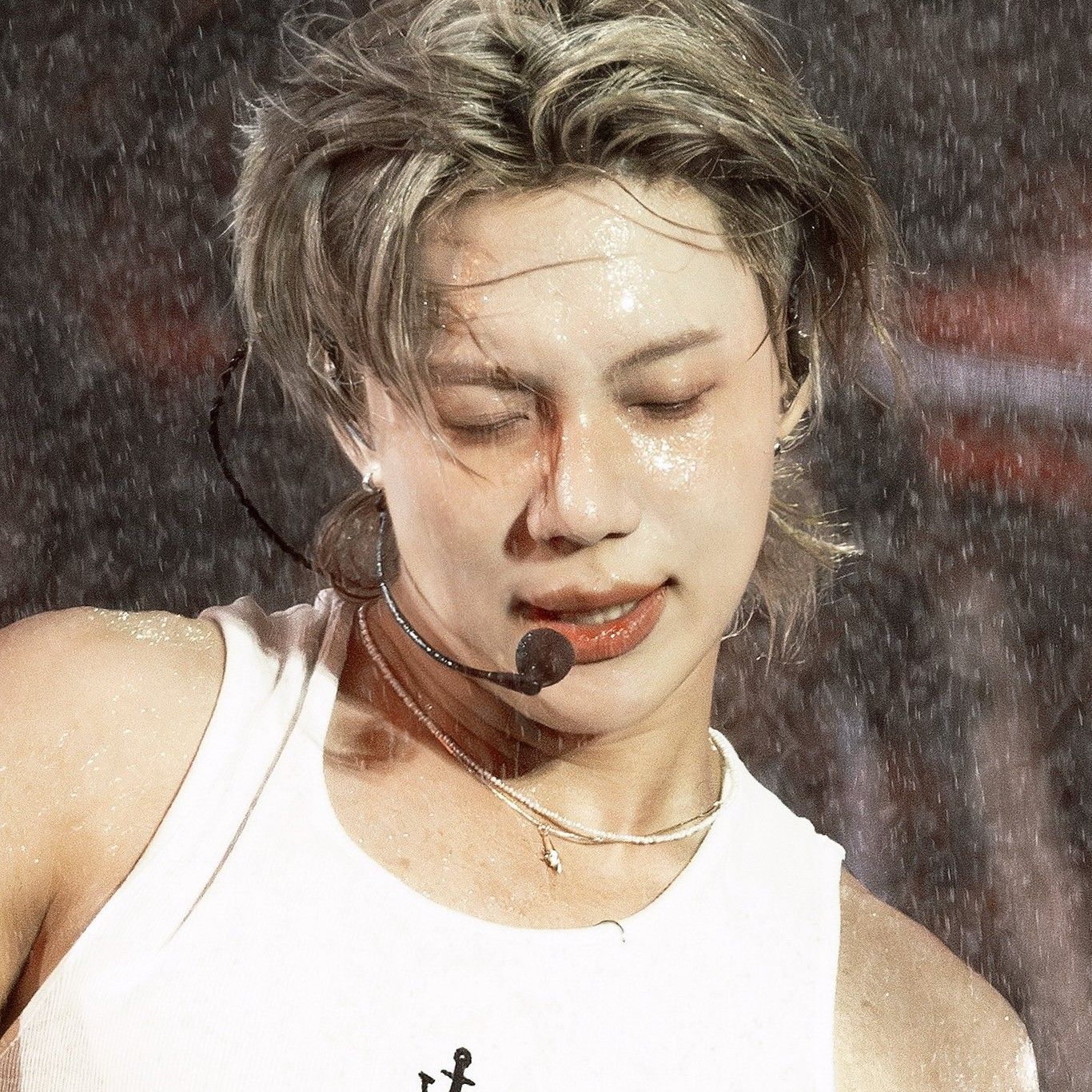 Behind-the-scenes cut of Taemin (SHINee)