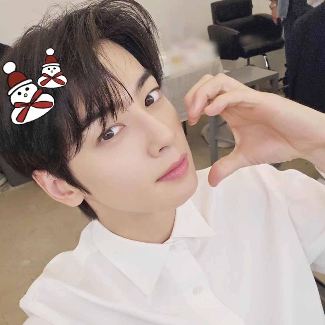 Recent activity shot of Eunwoo (ASTRO)