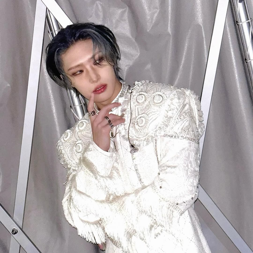 에이티즈의 비하인드 컷