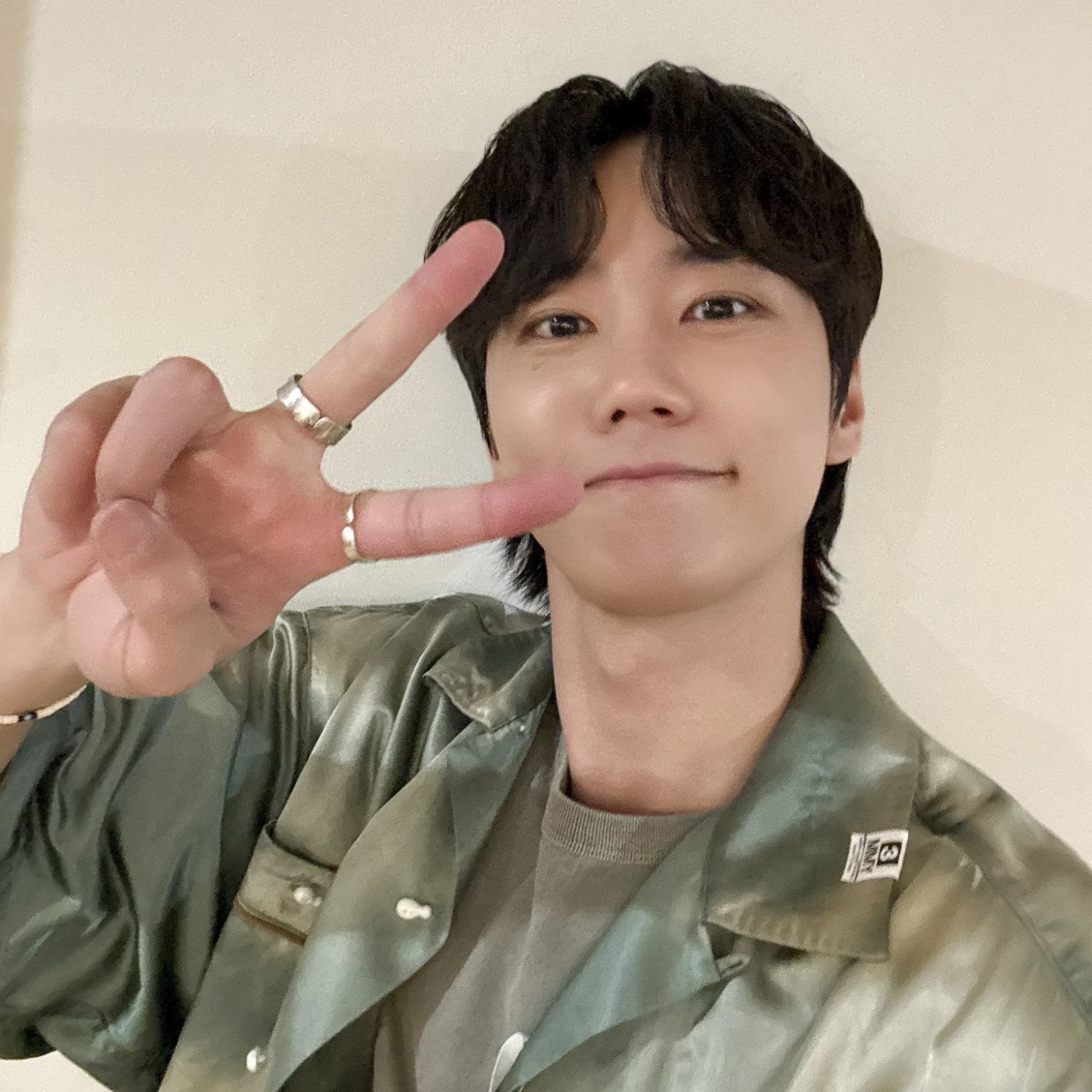 Recent activity shot of Lee Junyoung