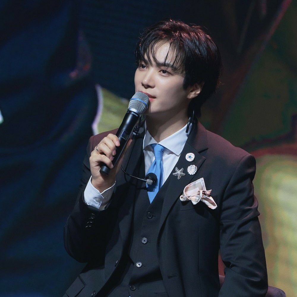 Behind-the-scenes cut of Kim Jonghyeon