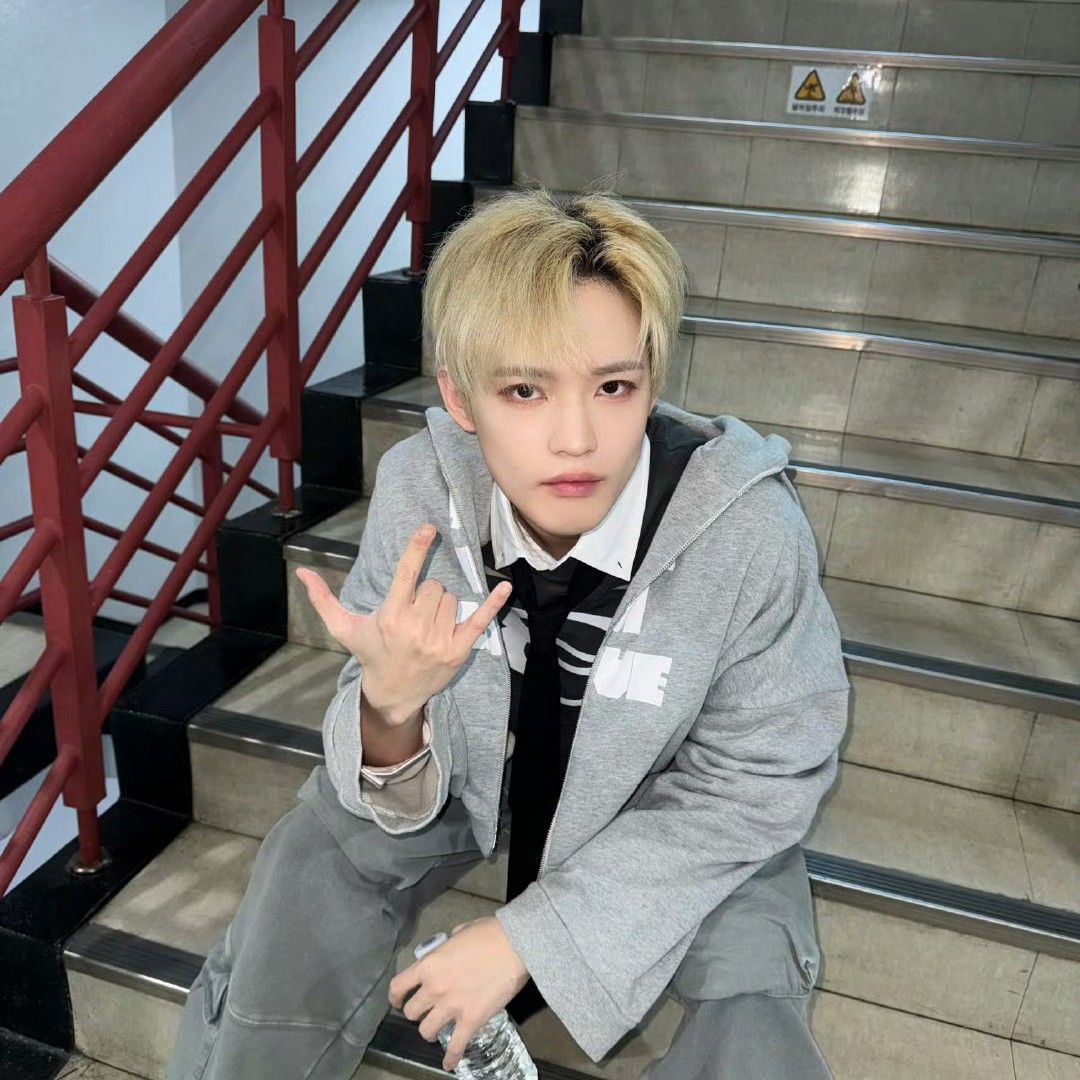 Latest photo of Chenle (NCT DREAM)