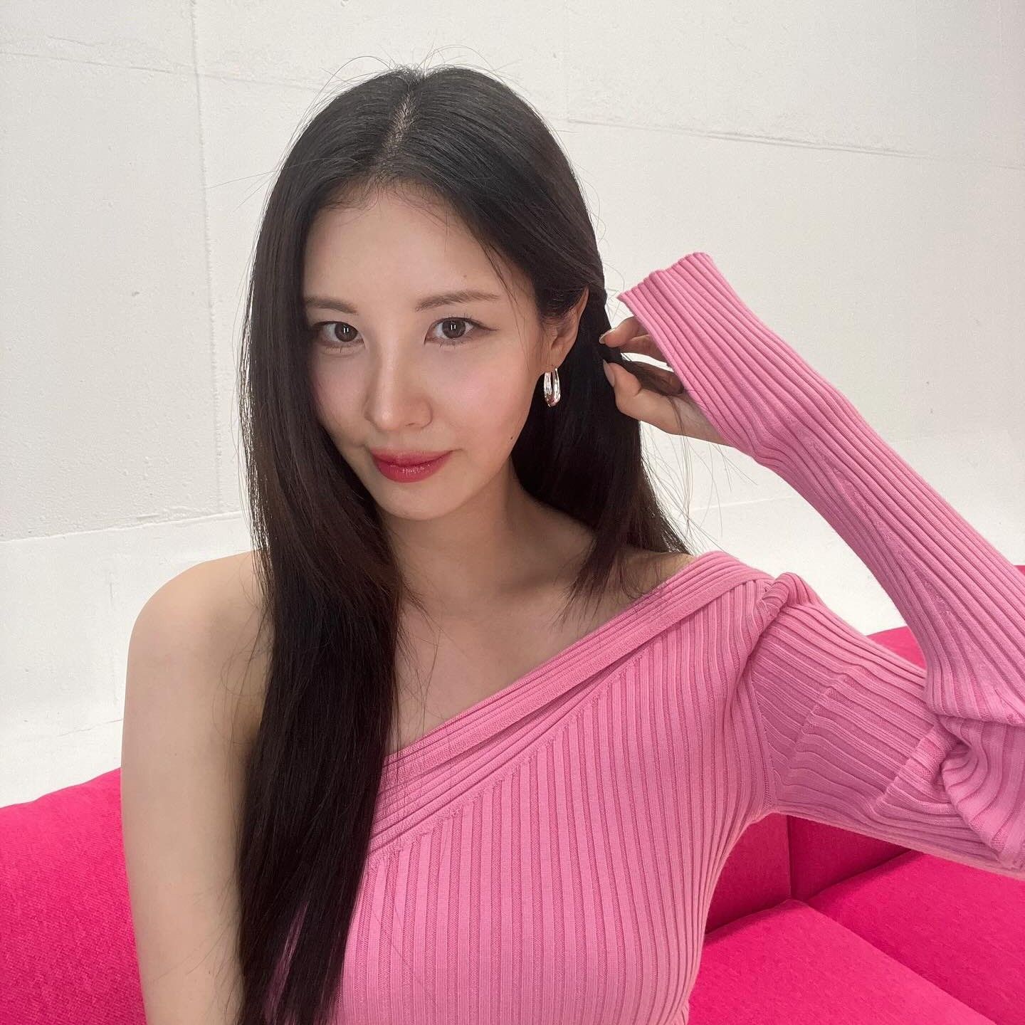 Behind-the-scenes cut of Seohyun (Girls' Generation)