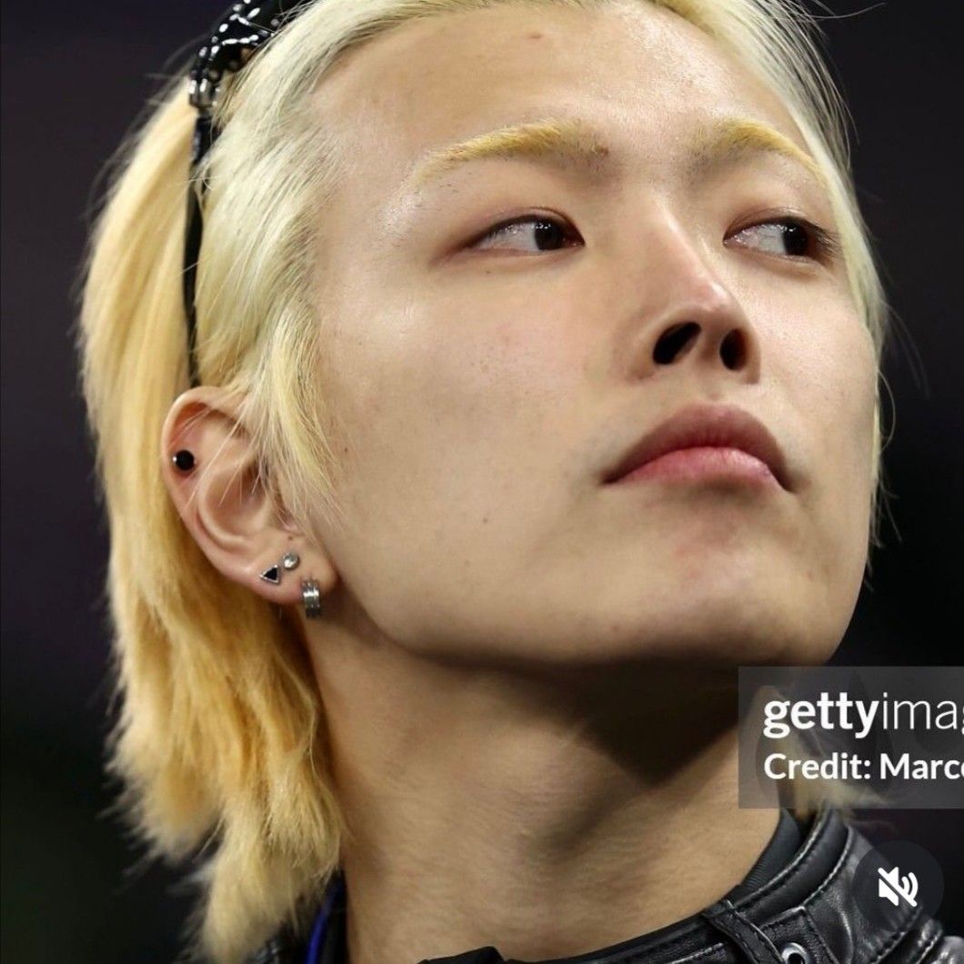 A moment captured by Hongjoong (ATEEZ)'s fan