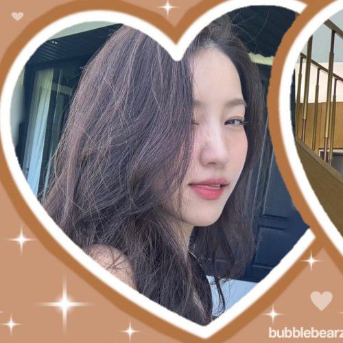A moment captured by Sowon (GFRIEND)'s fan
