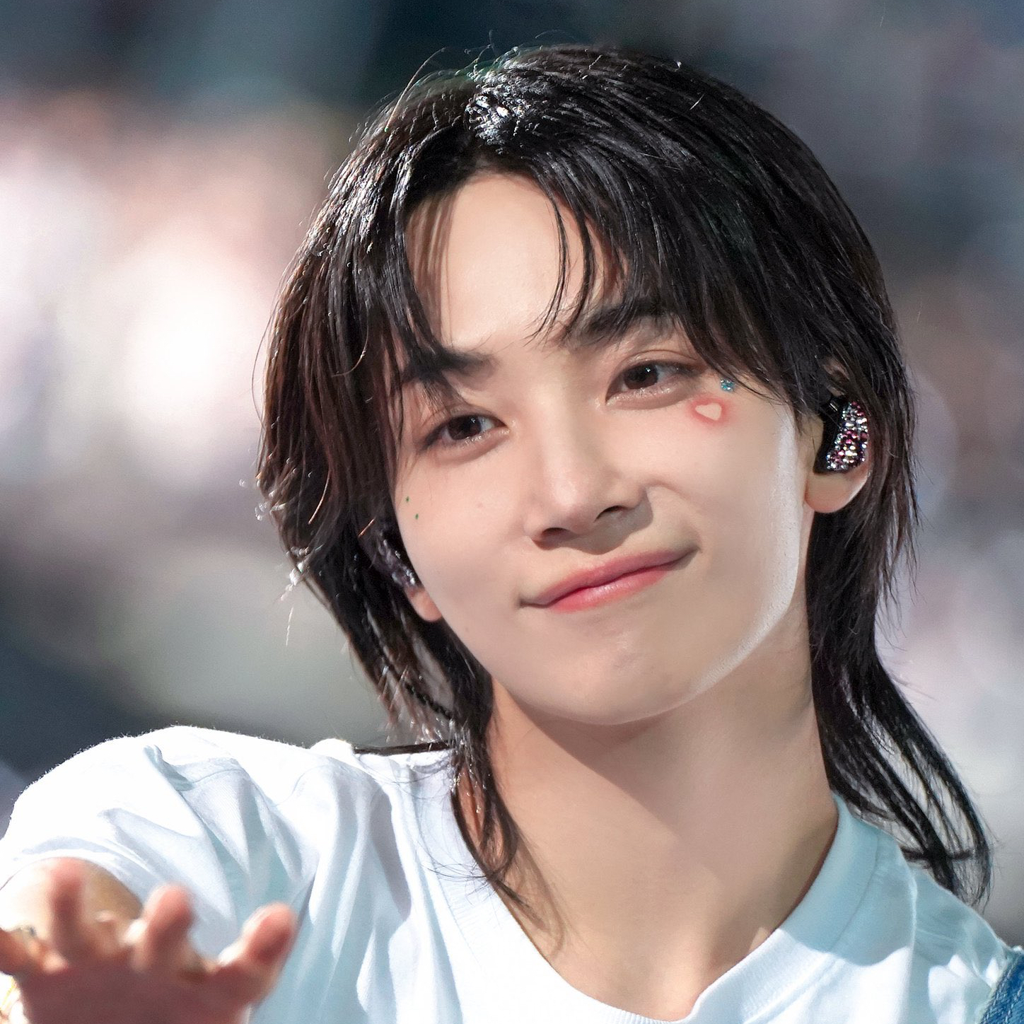 Behind-the-scenes cut of Jeonghan (SEVENTEEN)