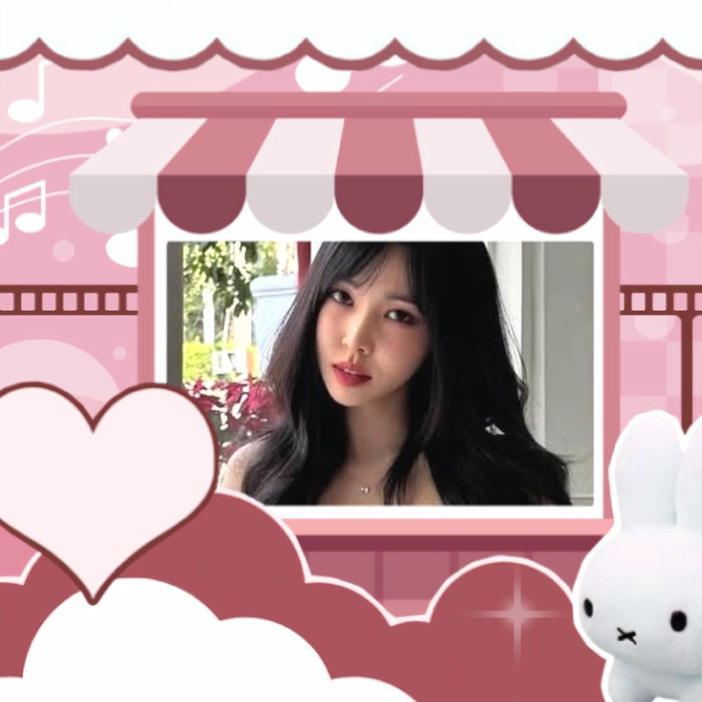 Recent activity shot of Yuju (GFRIEND)