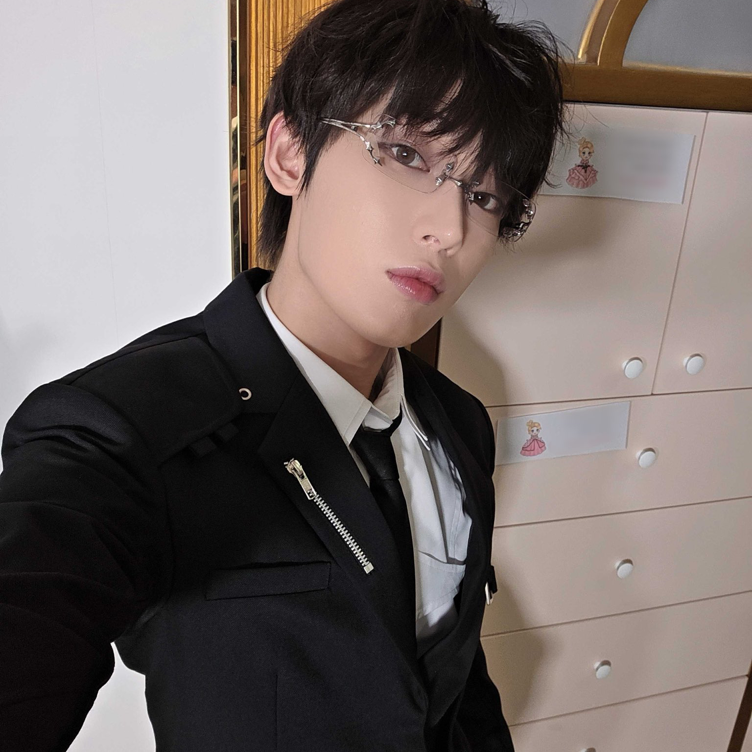 선우 (ENHYPEN)의 비하인드 컷