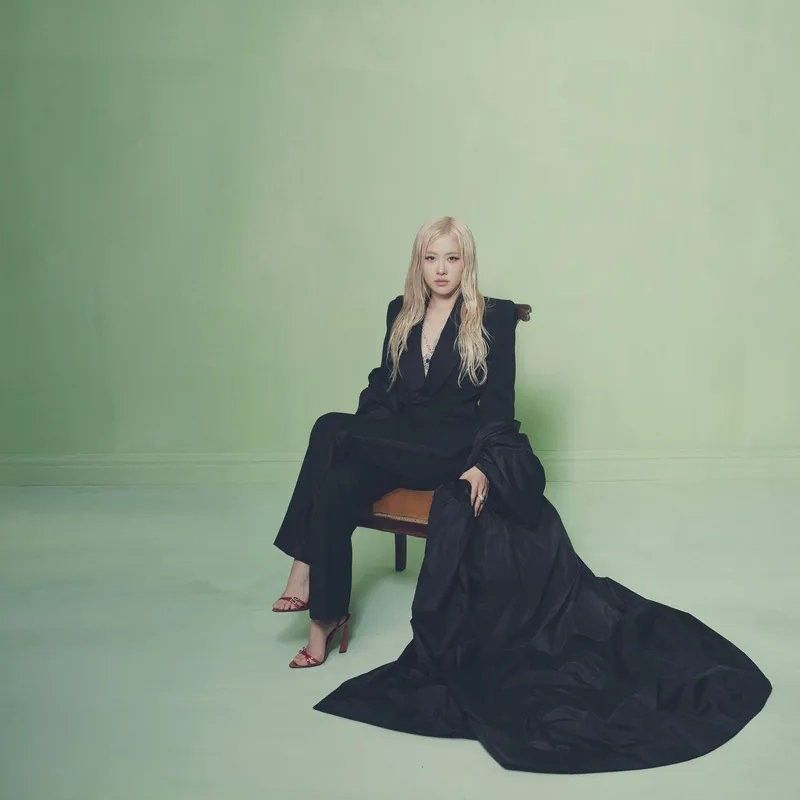 Latest photo of ROSÉ (BLACKPINK)