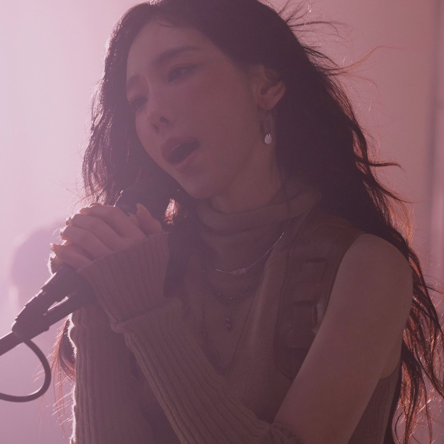 Latest photo of Taeyeon (Girls' Generation)