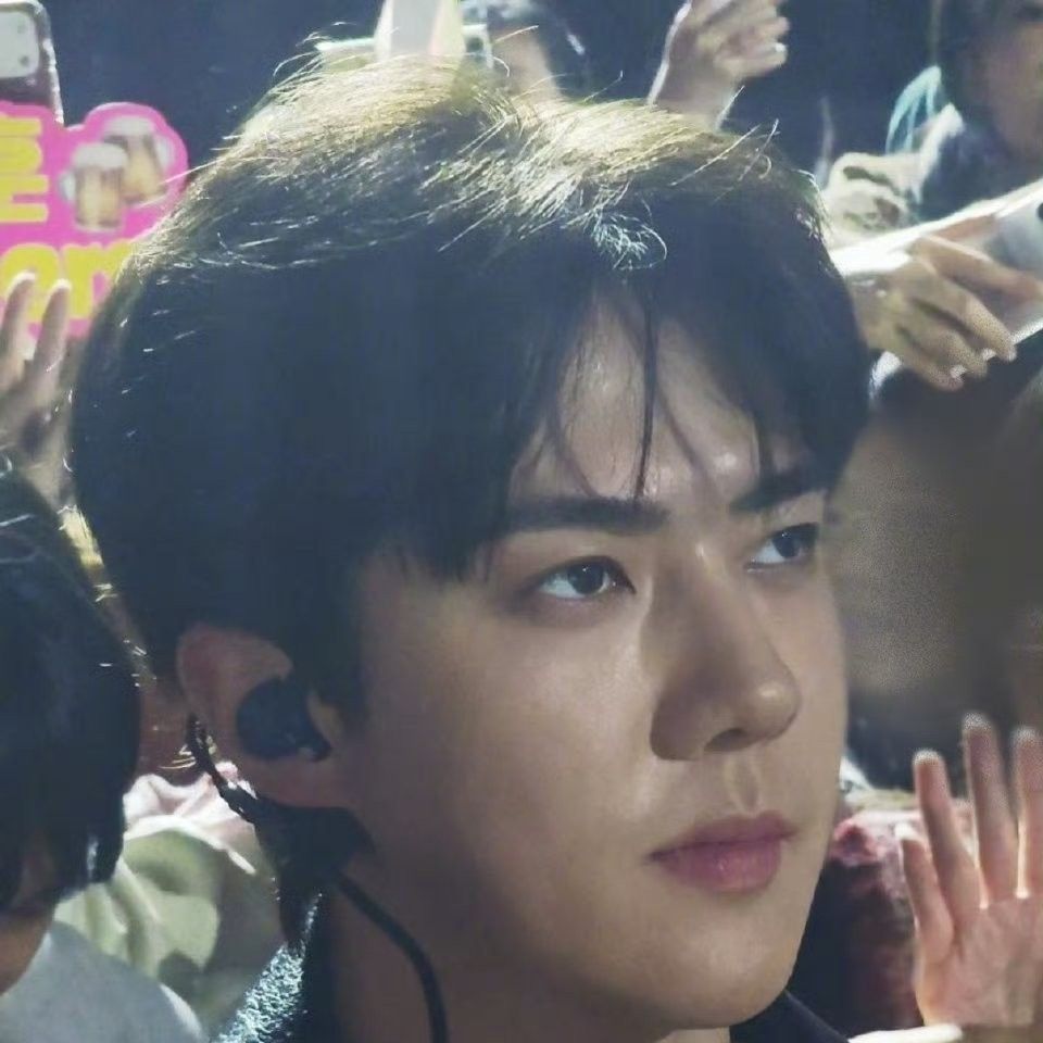 세훈 (EXO) 최근 활동샷