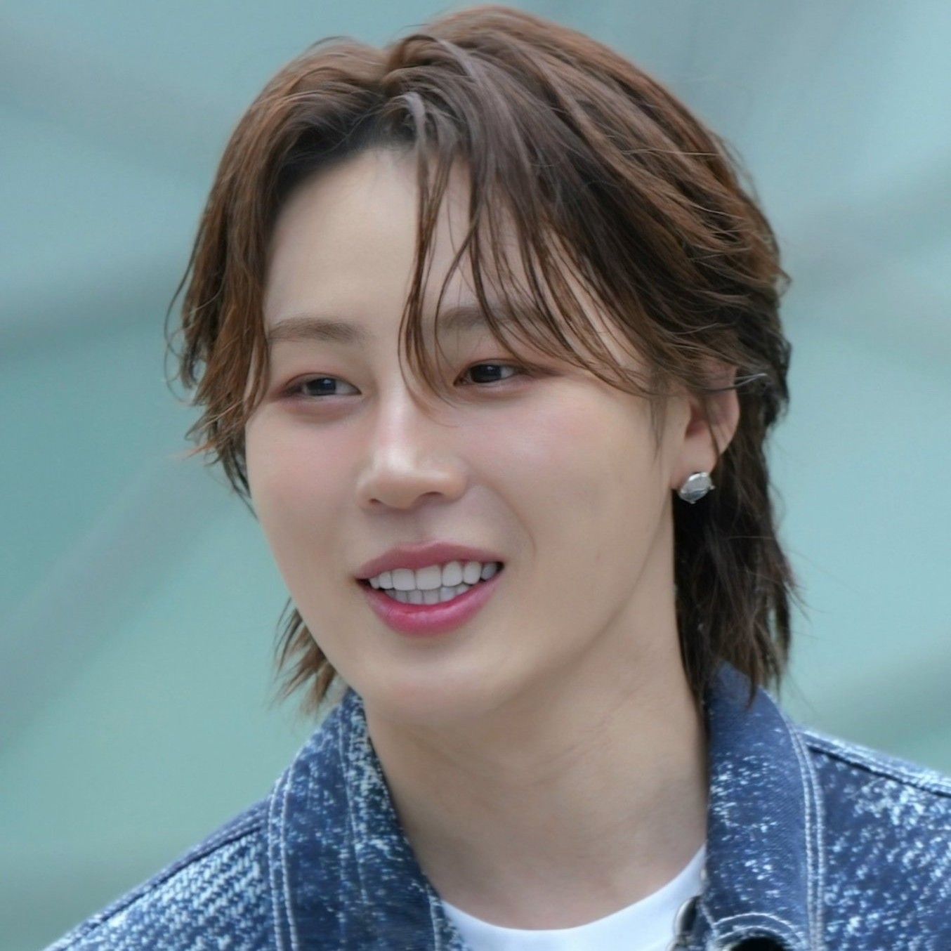 Recent activity shot of Ha Sungwoon