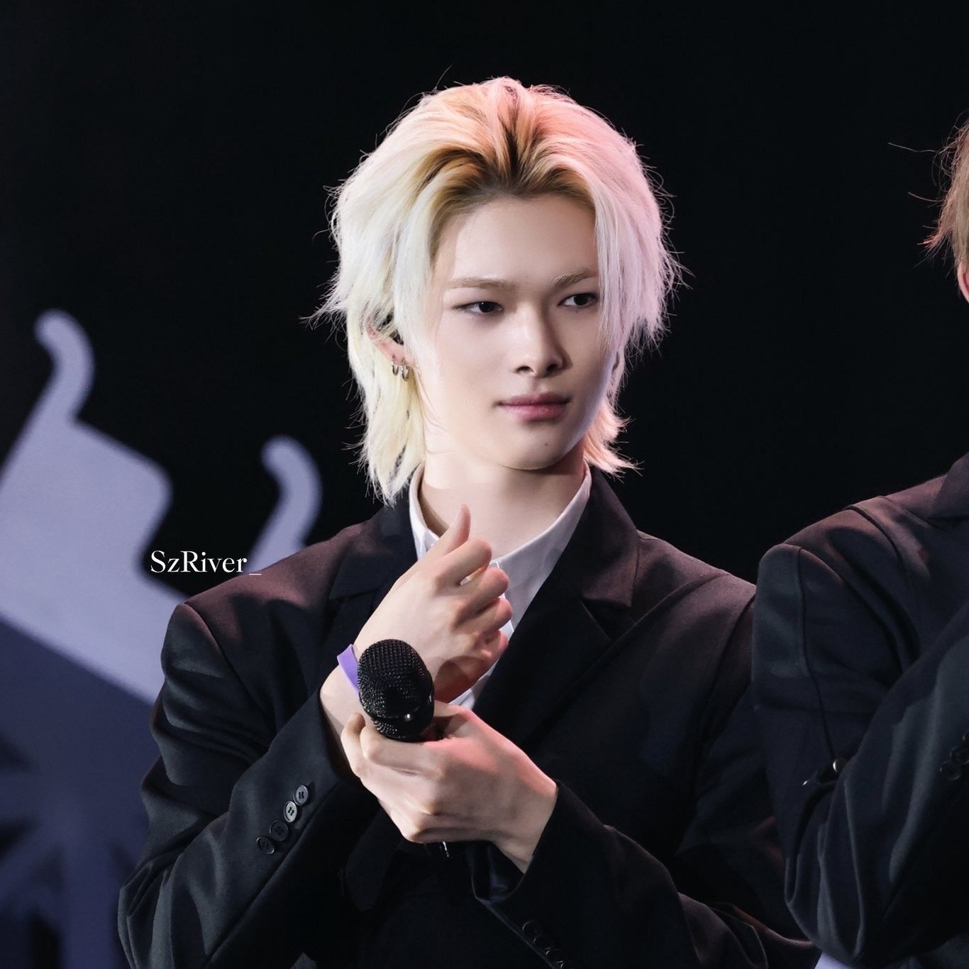 Momen yang diabadikan oleh penggemar NI-KI (ENHYPEN)