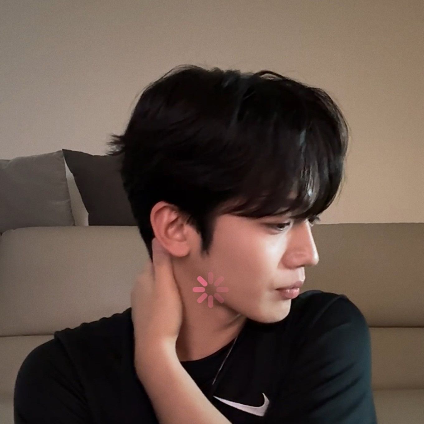 A moment captured by Kim Yohan (WEi)'s fan