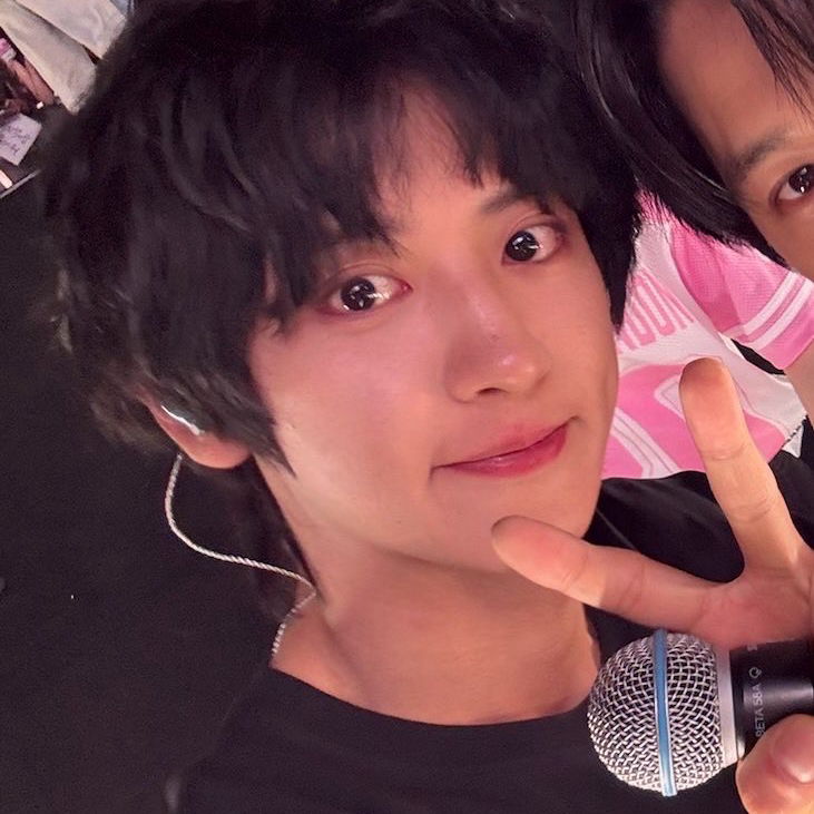 Behind-the-scenes cut of Chanyeol (EXO)