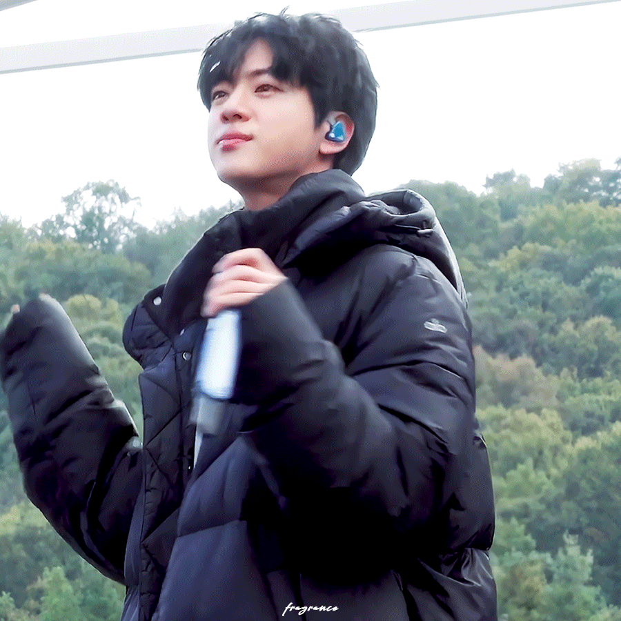 Potret di balik layar Jin (BTS)