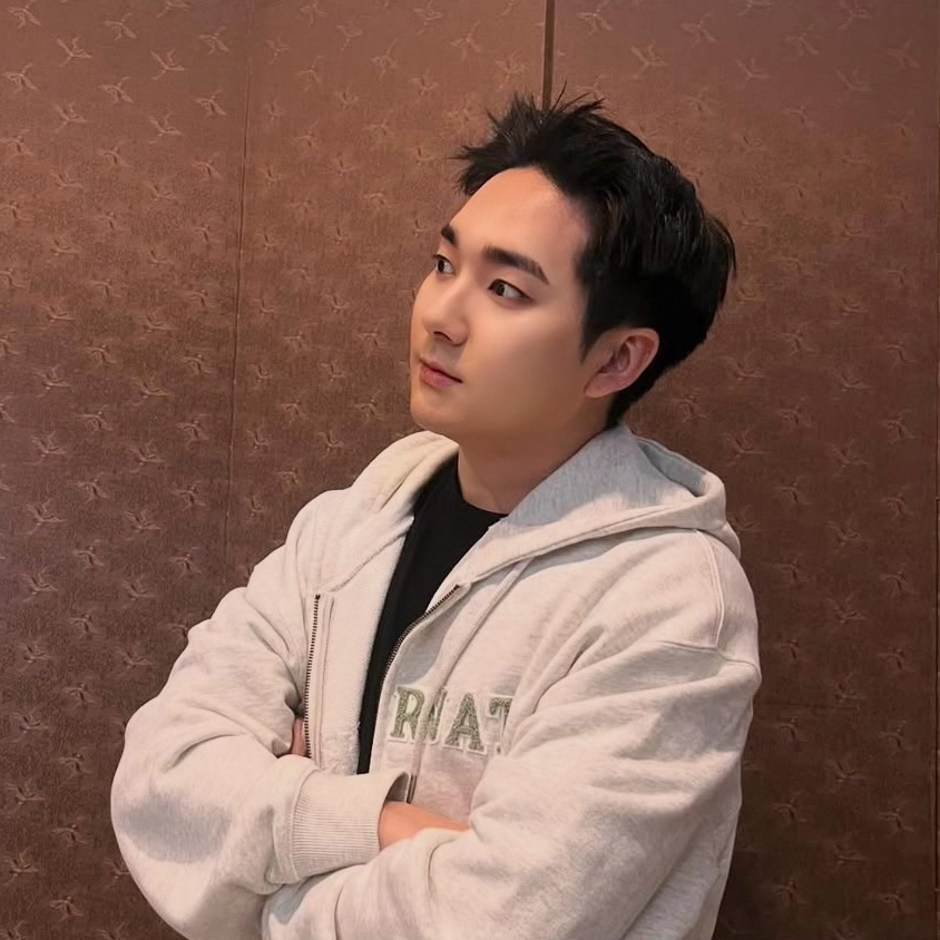 Recent activity shot of Aron