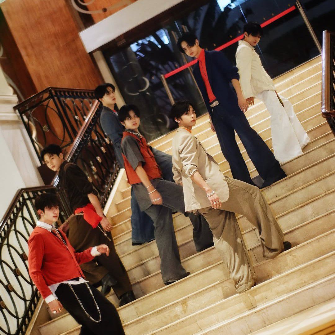 Latest photo of HORI7ON