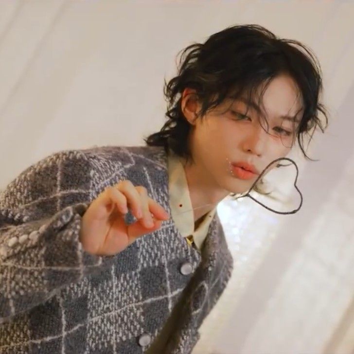 Potret di balik layar Felix (Stray Kids)