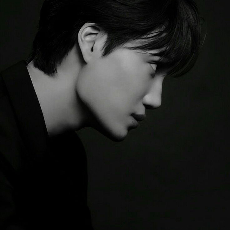 Behind-the-scenes cut of Kai (EXO)