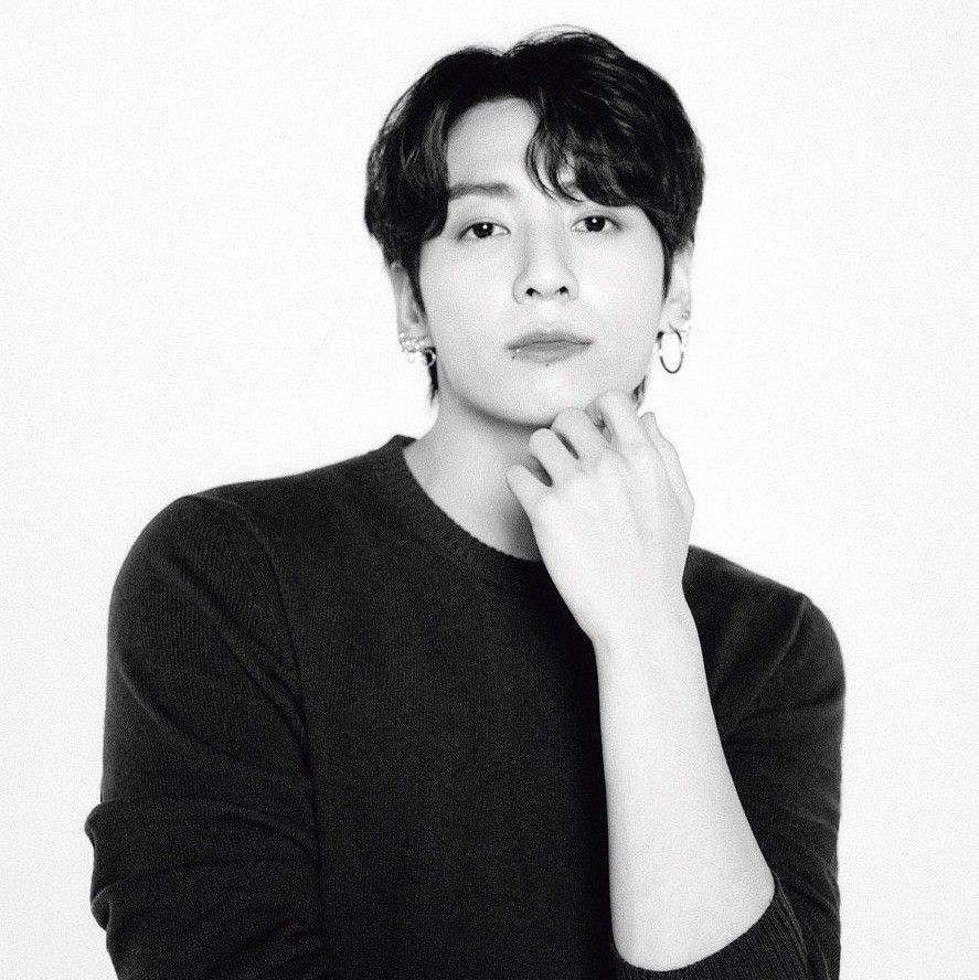 Latest photo of Jungkook (BTS)