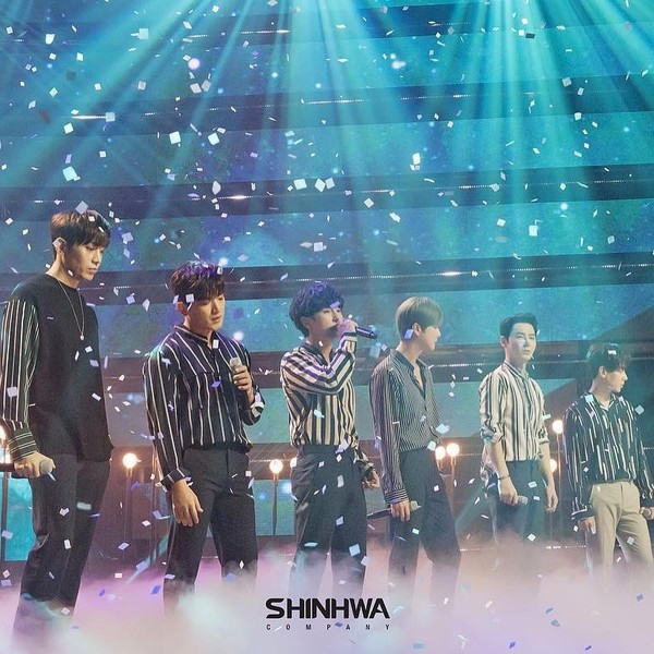 Popular profile image of SHINHWA selected by votes