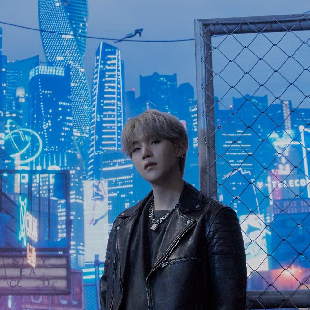 SUGA (防彈少年團)的最新照片