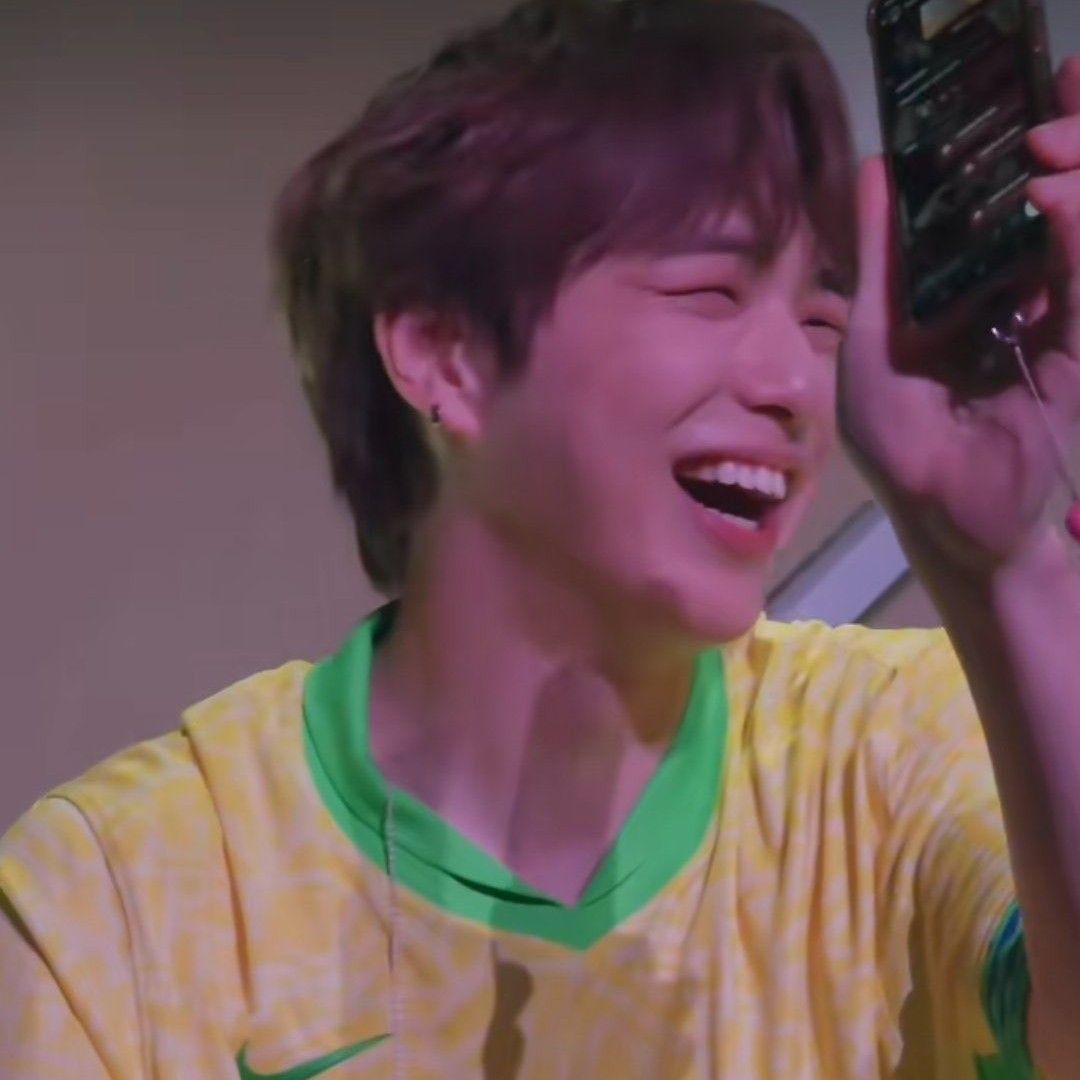 Recent activity shot of Kang Daniel
