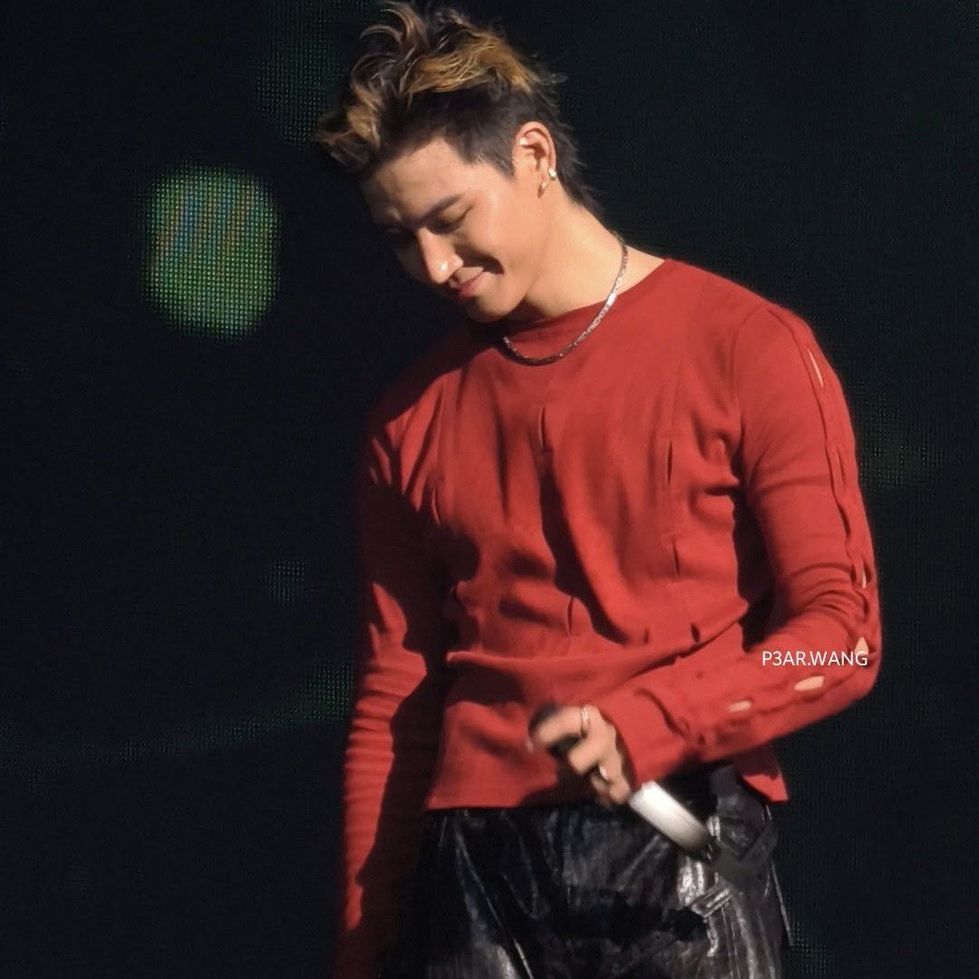 A moment captured by JAY B (GOT7)'s fan