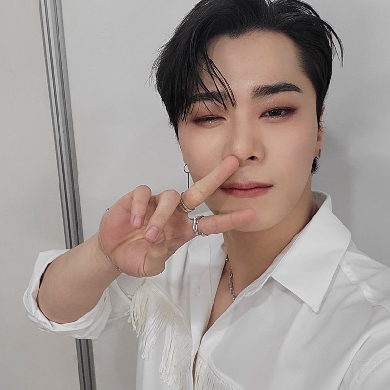 Behind-the-scenes cut of Moonbin (ASTRO)