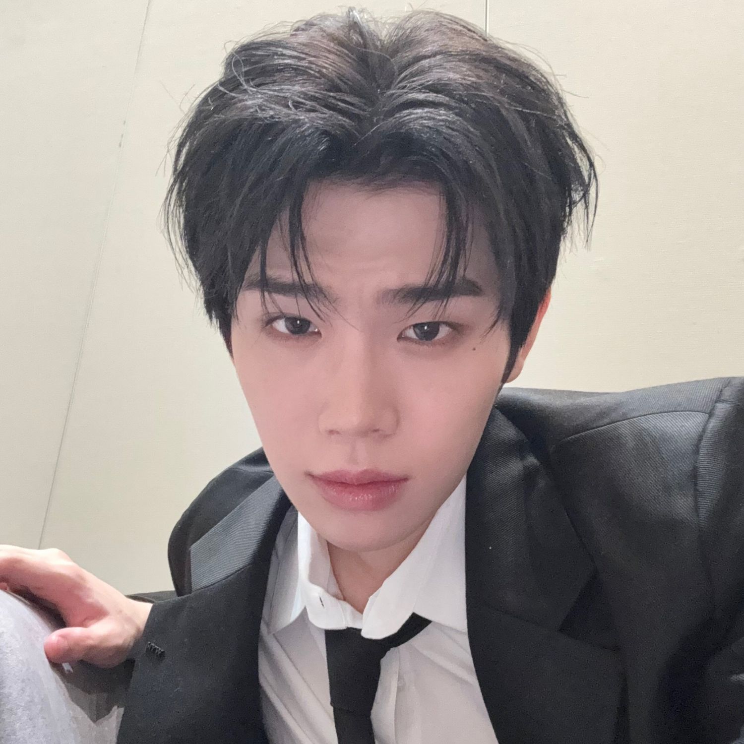 Behind-the-scenes cut of Kim Taerae (ZEROBASEONE)