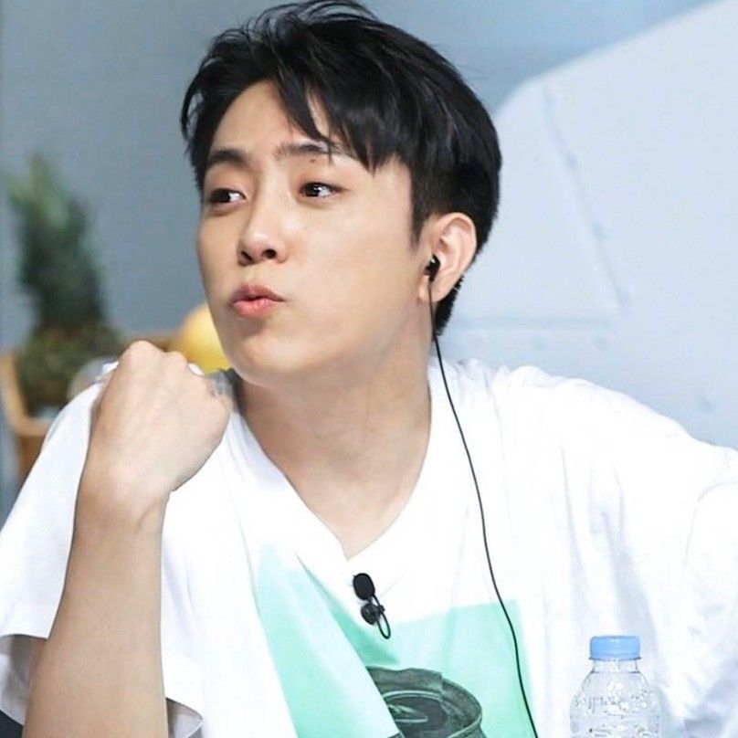 Behind-the-scenes cut of Eun Jiwon (SECHSKIES)