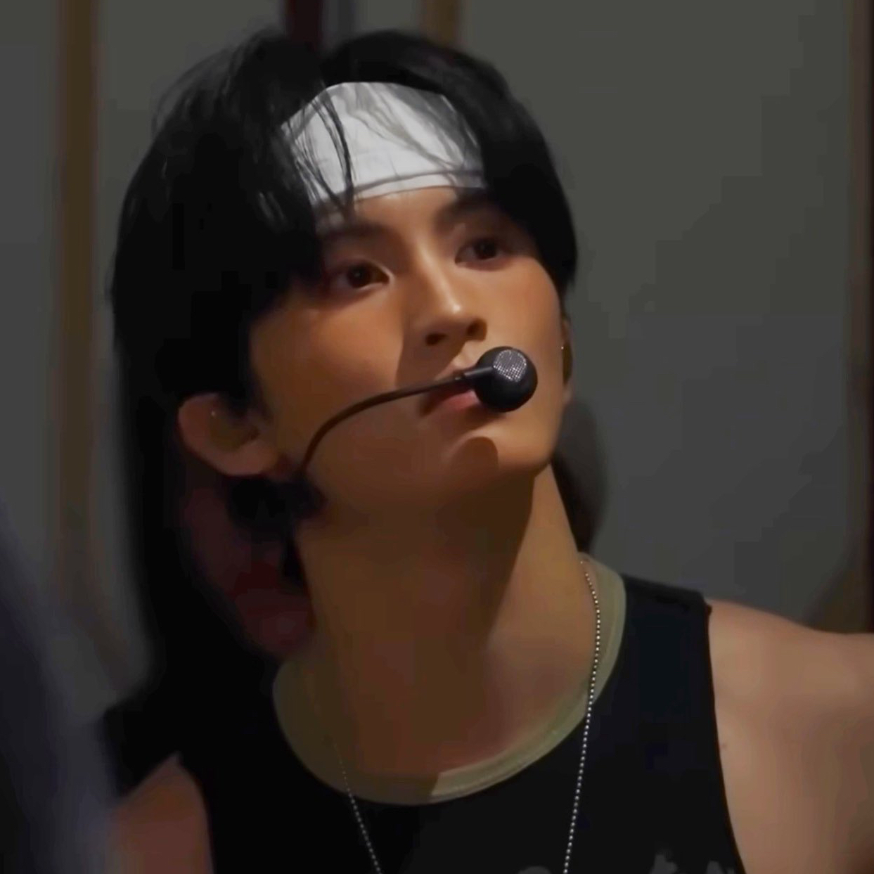 A moment captured by Mark (NCT 127, NCT DREAM)'s fan