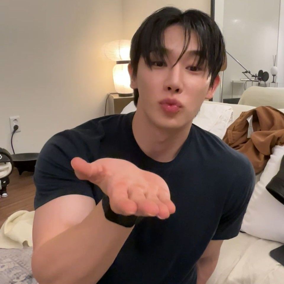 Recent activity shot of Wonho