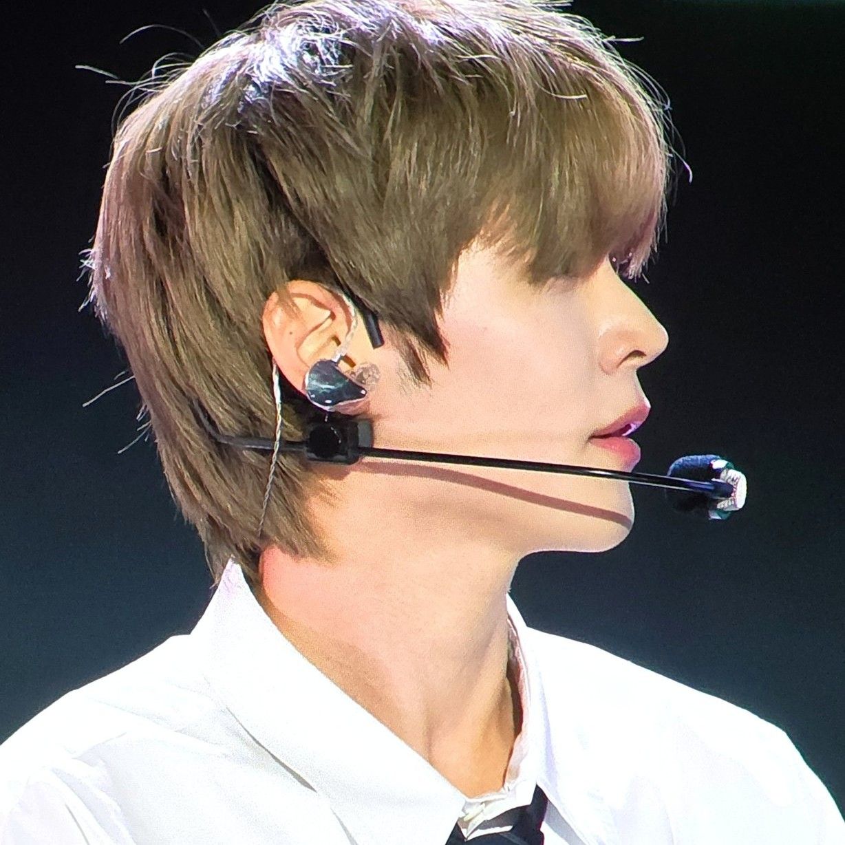 Recent activity shot of Eunseok (RIIZE)