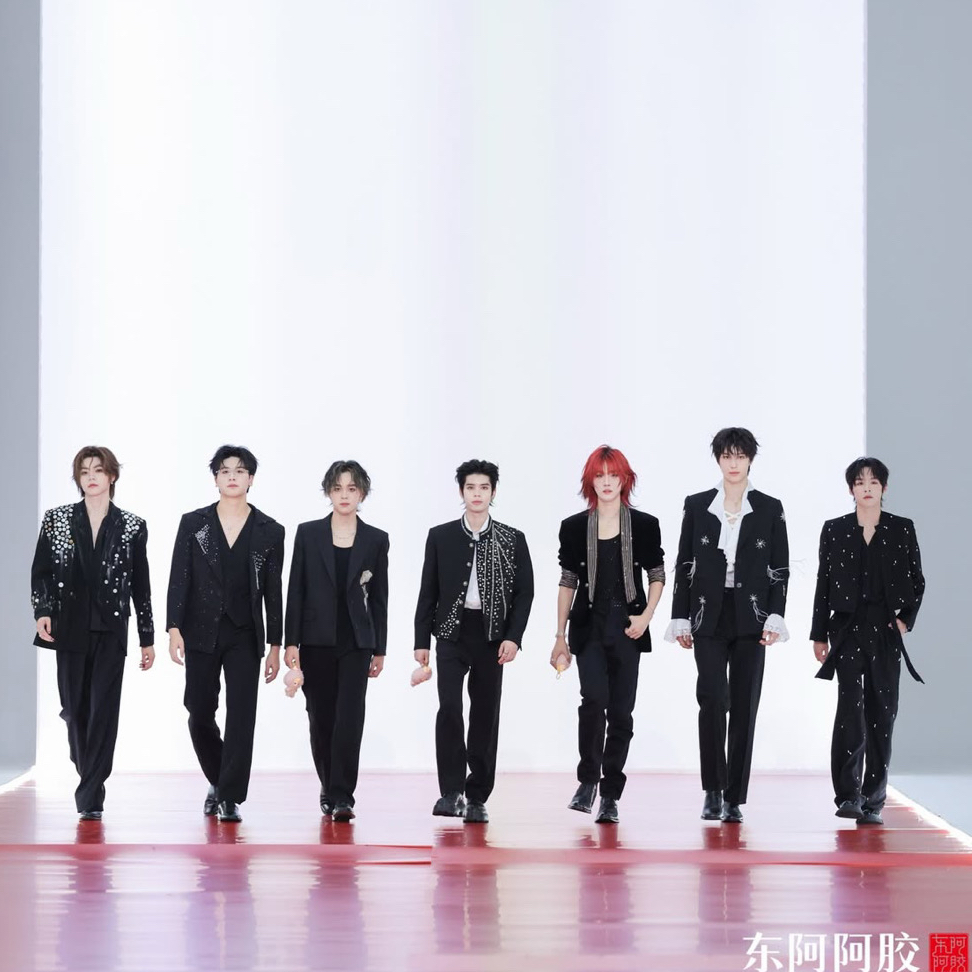 A moment captured by NexT1DE's fan