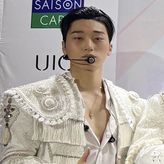 A moment captured by San (ATEEZ)'s fan