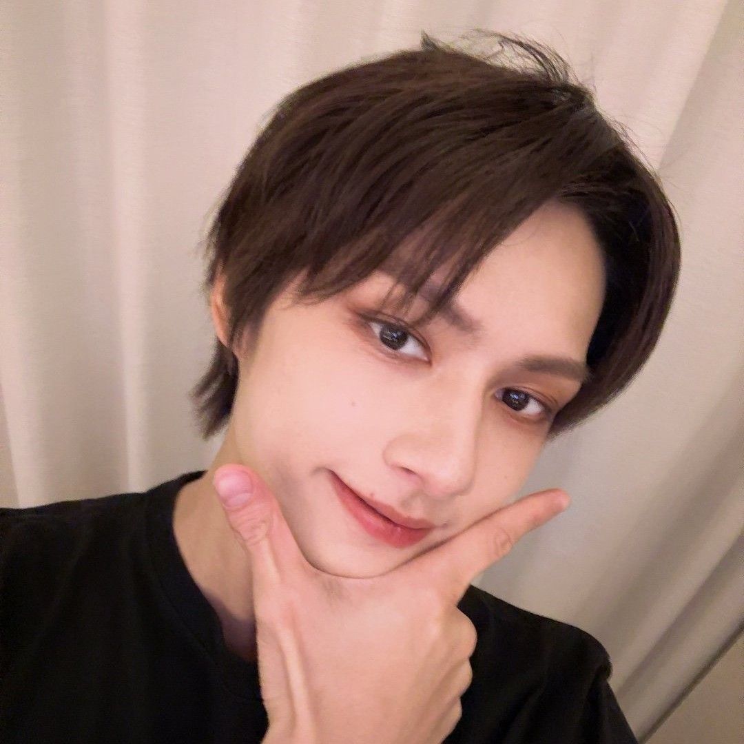 Latest photo of Jun (SEVENTEEN)